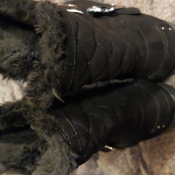 G by GUESS winter boots - Picture 4 of 6